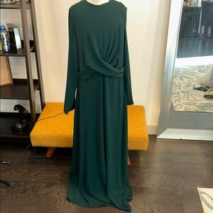 Chic Long Sleeve Maxi Dress in Deep Green